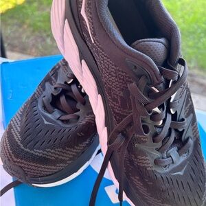 Women's Black Athletic Shoes Hoka gaviota 4 new